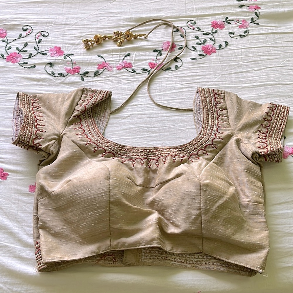 New maroon embroidered gold saree blouse small lehenga blouse beige short sleeve